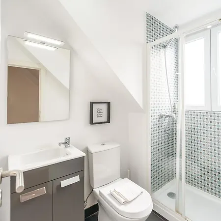 Hill House - No. 589a Daire