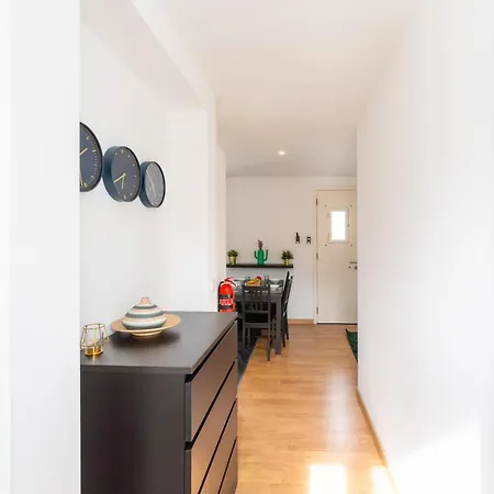 Hill House - No. 589a Daire